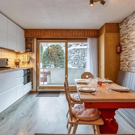 Nev 404 Centrally Located 6 Pax And Garage * 라 초우마츠