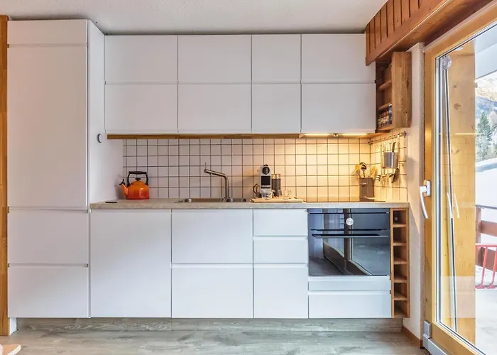 Nev 404 Centrally Located 6 Pax And Garage Apartament *