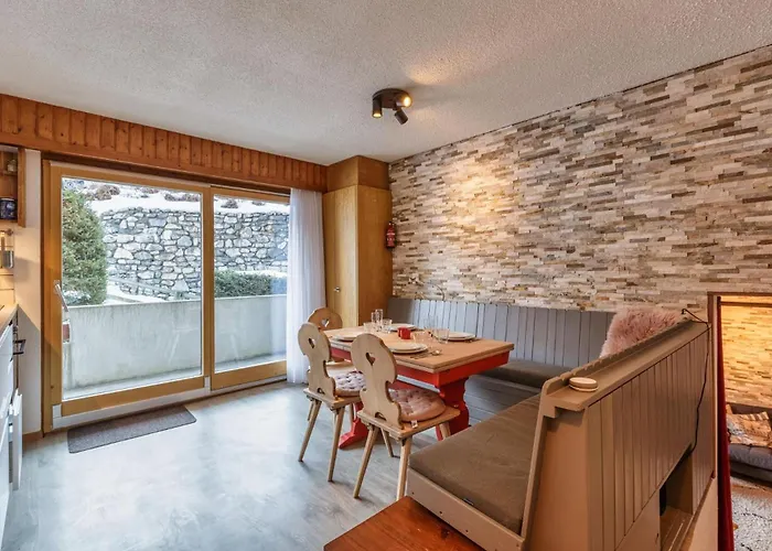 Nev 404 Centrally Located 6 Pax And Garage Apartament